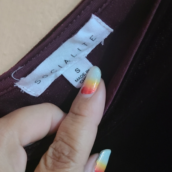 Burgundy Velvet Long Sleeve Bodysuit - Picture 4 of 4